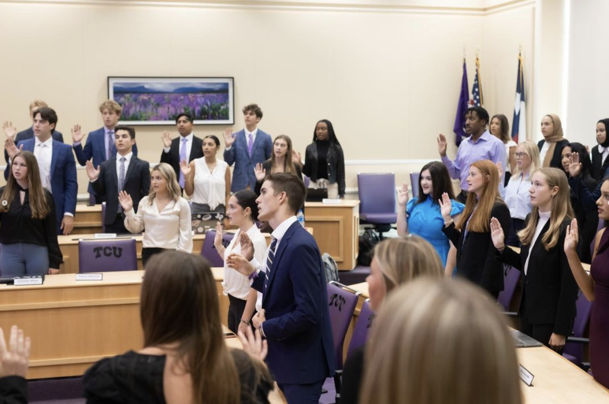 2023-2024 House of Representatives getting sworn in during the first meeting of the year. (TCU SGA Instagram)